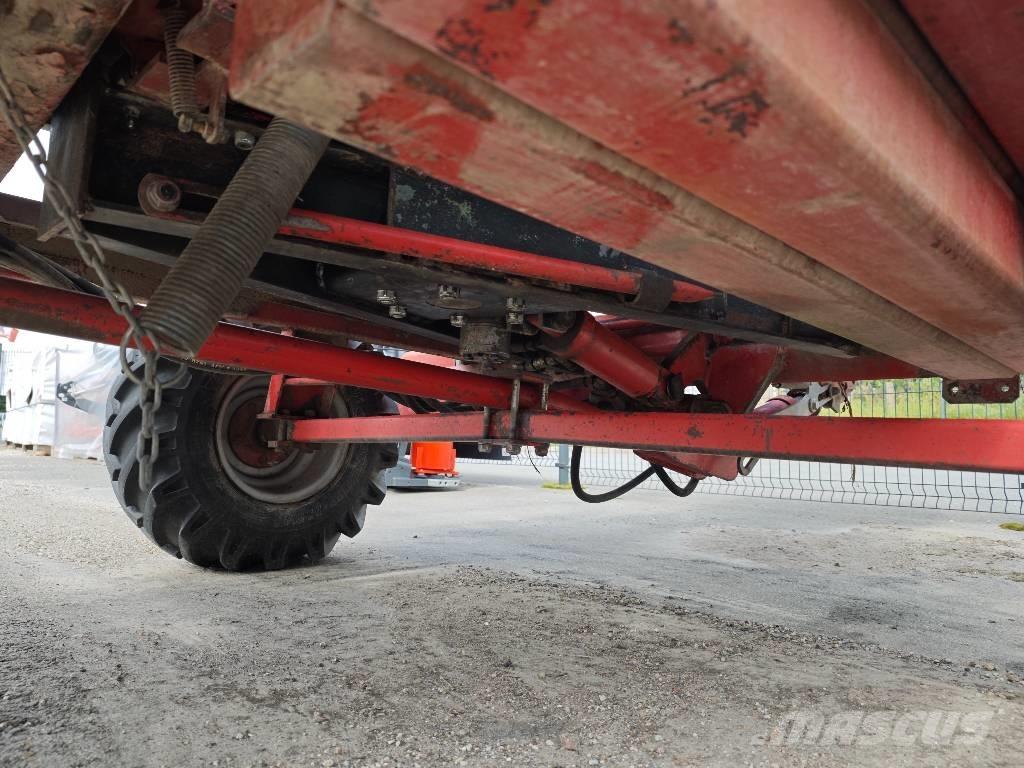 Kverneland UN 7517 Rundballepakker