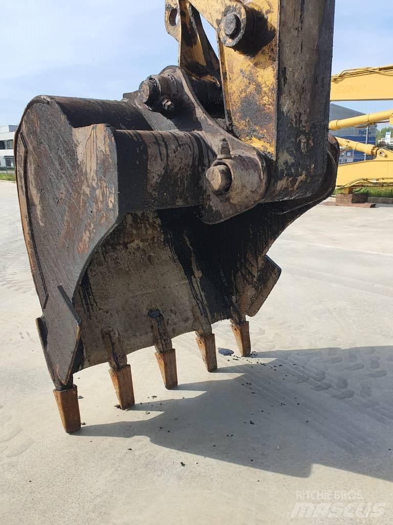 CAT M 318 Hjulgravere
