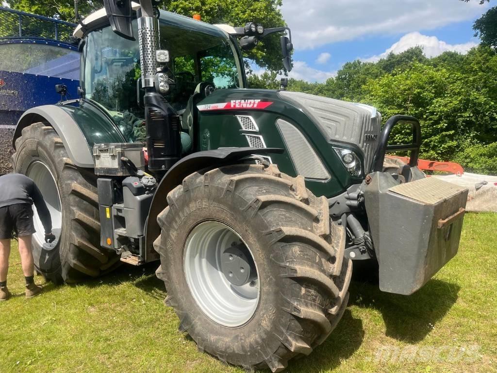 Fendt 724 Profi Plus Traktorer