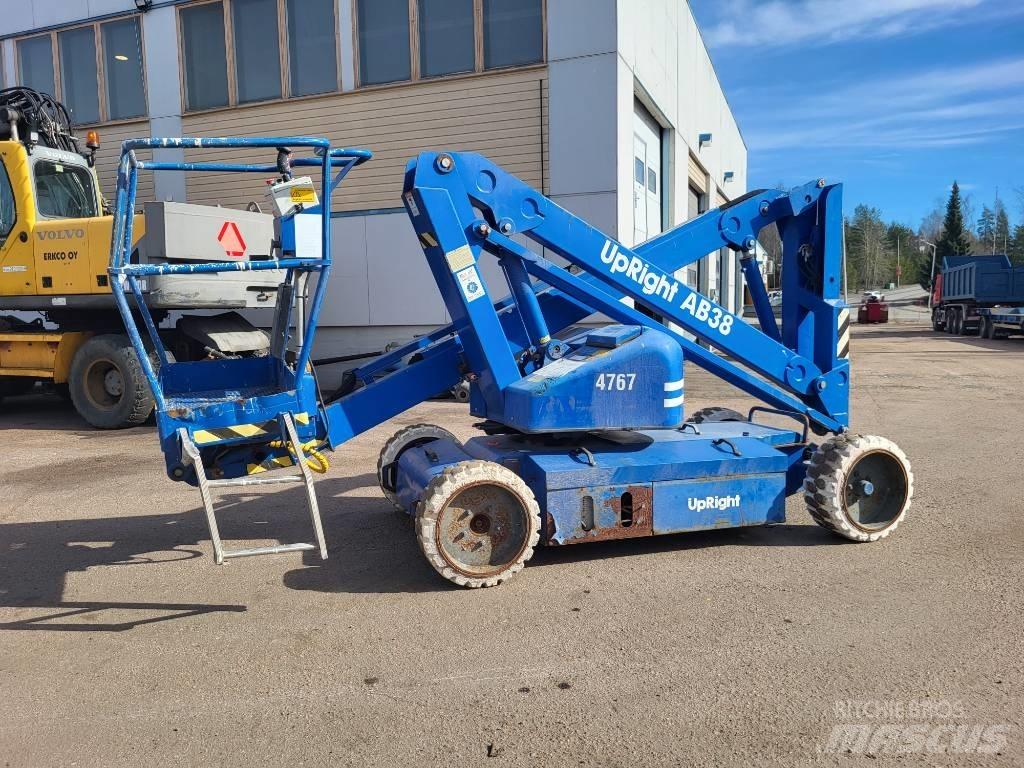 UpRight AB38N Leddede bomlifter