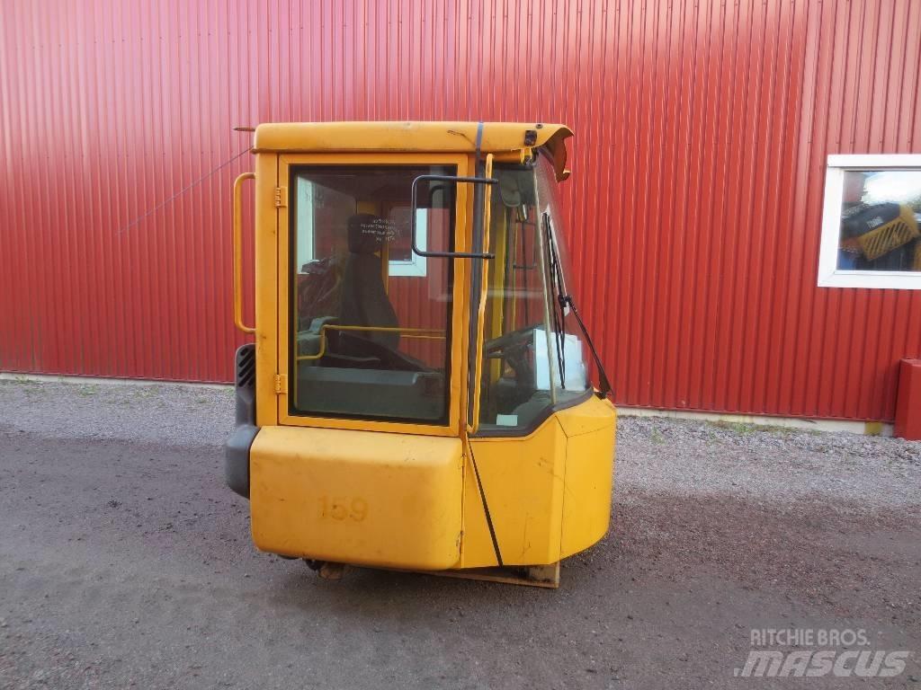 Volvo L 180 D Førerhus og Interiør