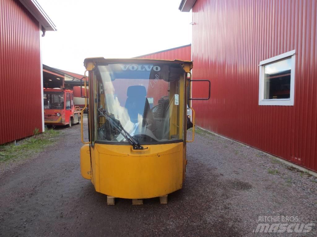 Volvo L 180 D Førerhus og Interiør