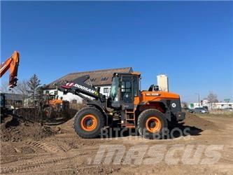 Doosan DL 220 Hjullastere
