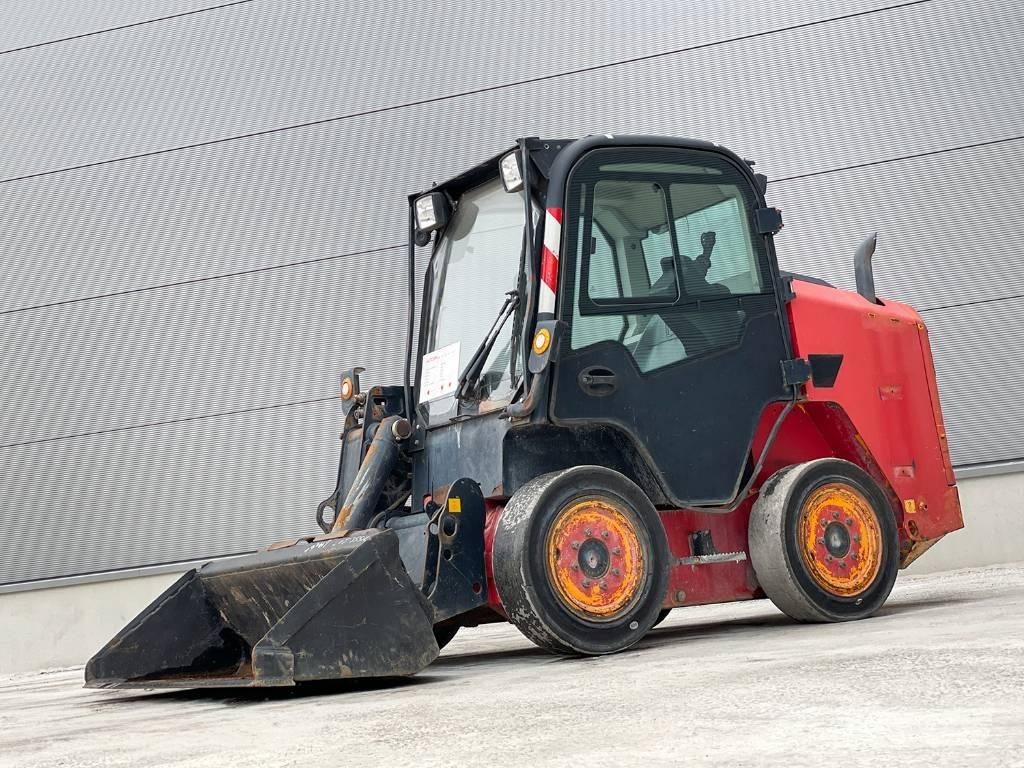 JCB R260 Kompaktlastere