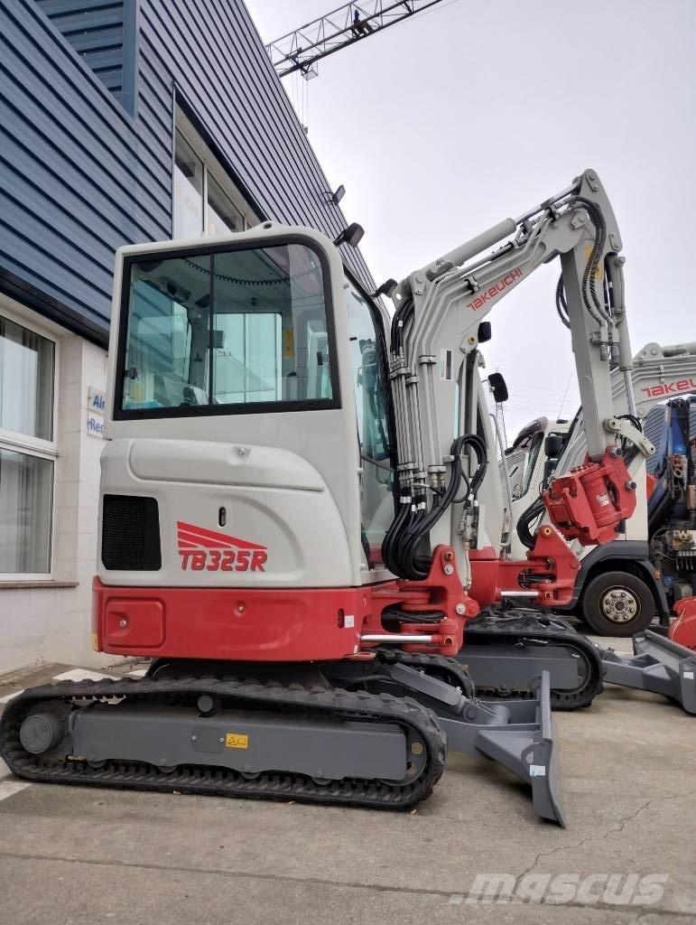 Takeuchi TB 325 R Minigravere <7t