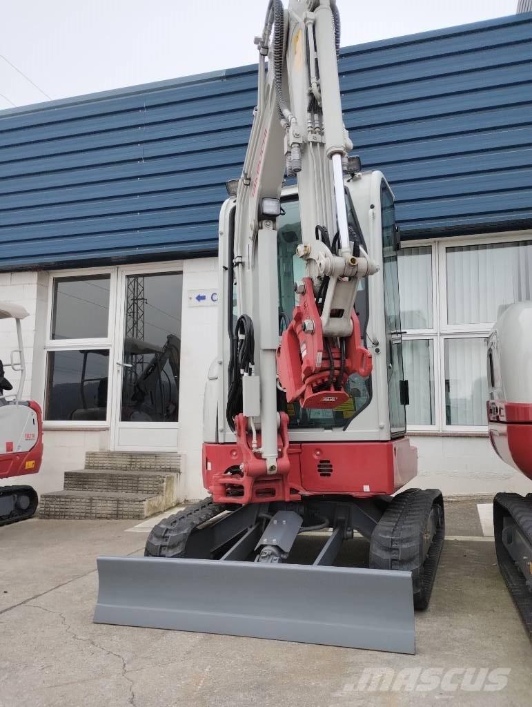 Takeuchi TB 325 R Minigravere <7t