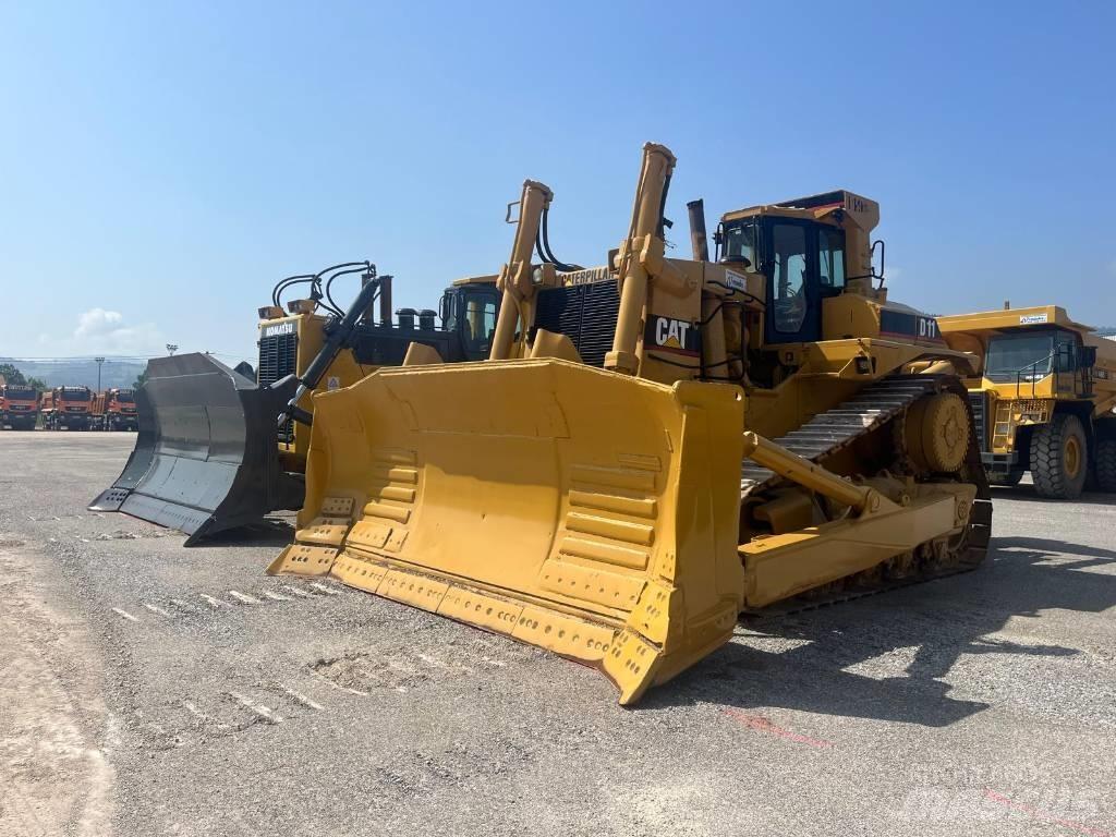 CAT D 10 Dozere Beltegående