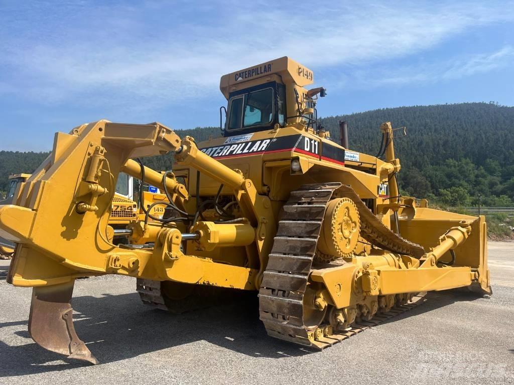 CAT D 10 Dozere Beltegående