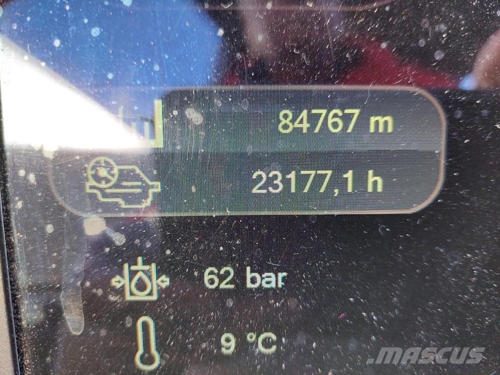 Komatsu 911 Hogstmaskiner