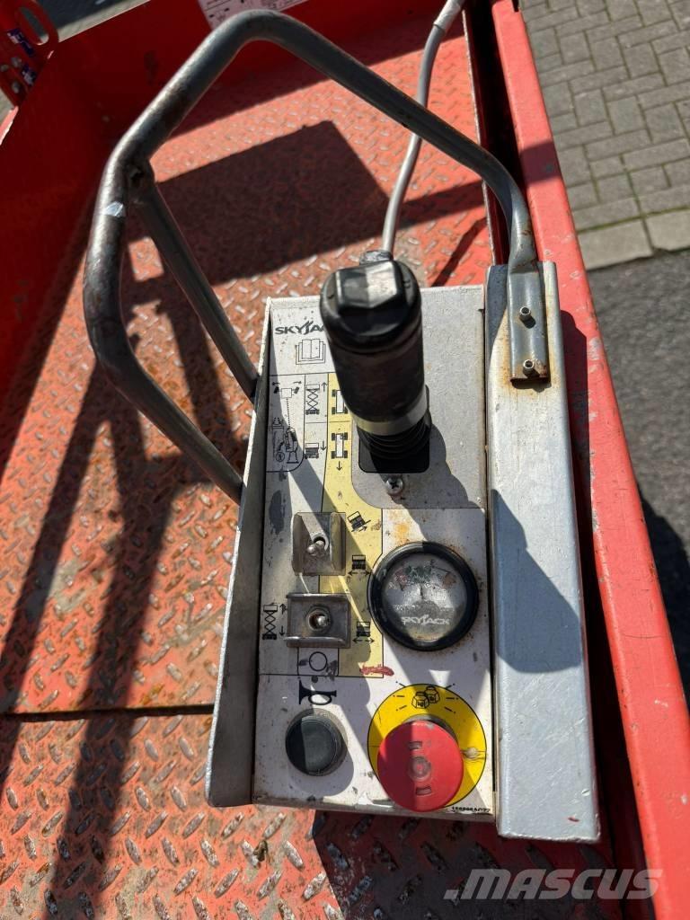 SkyJack SJ 3219 Sakselifter