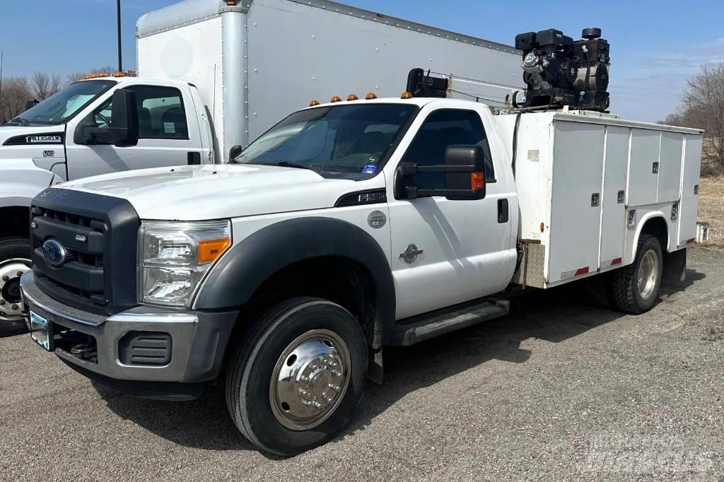 Ford F 550 XL SD Beltegående Kran