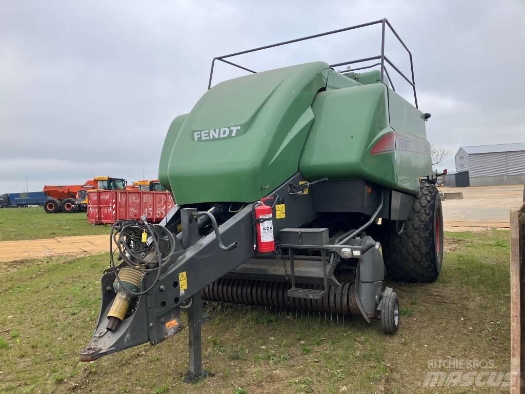 Fendt 12130 N Firkantpresser