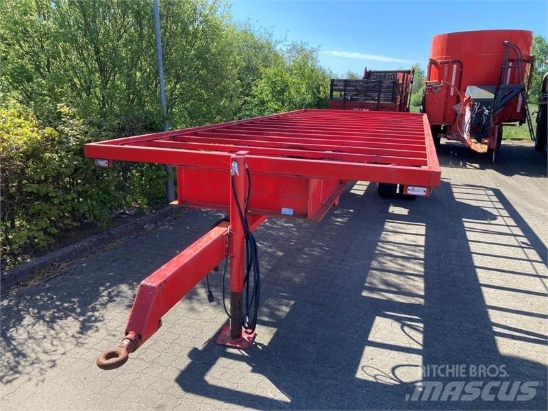  - - - BALLEVOGN Rundballehengere