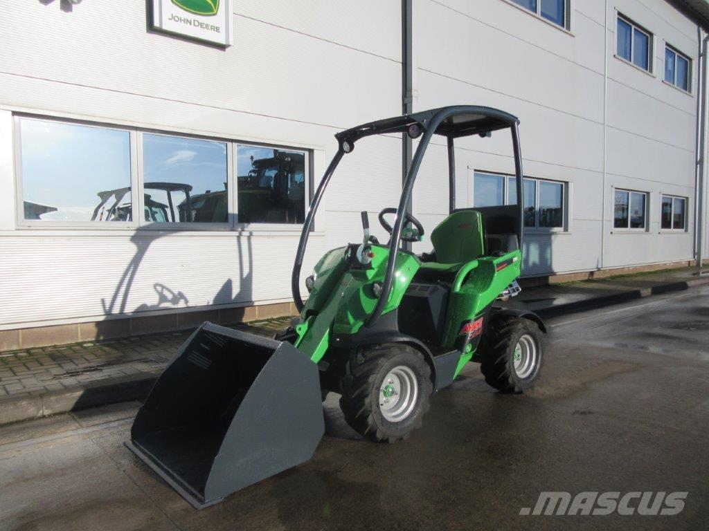 Avant 220 Teleskoplastere