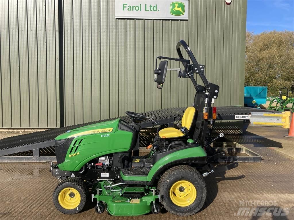 John Deere 1026R Kompakttraktorer