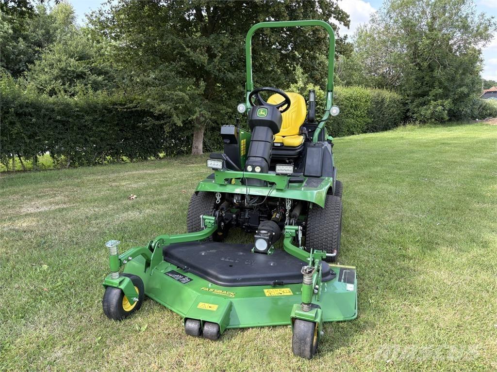 John Deere 1570 Sitteklippere
