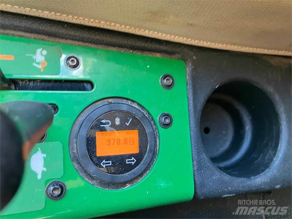 John Deere 1585 Sitteklippere