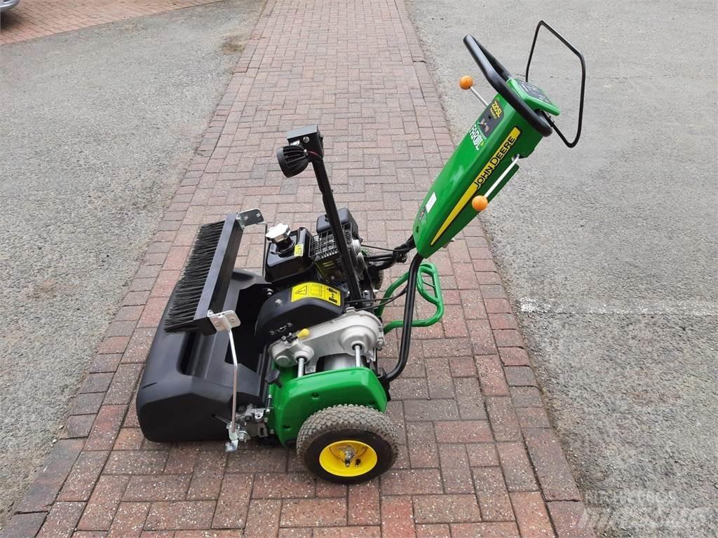 John Deere 220SL Gå-bak gressklippere