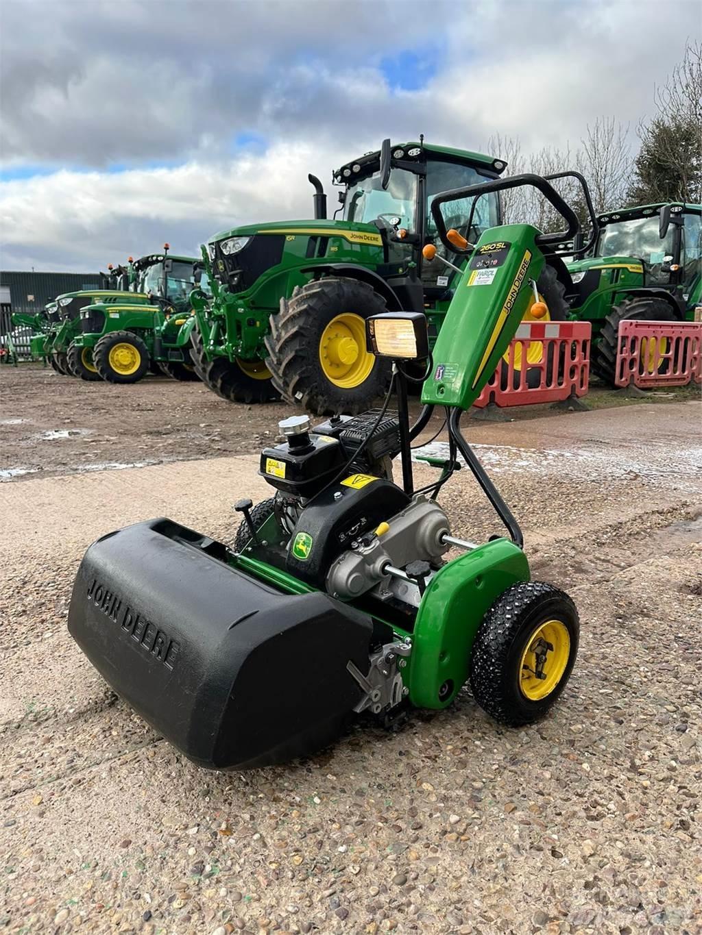 John Deere 260SL Gå-bak gressklippere