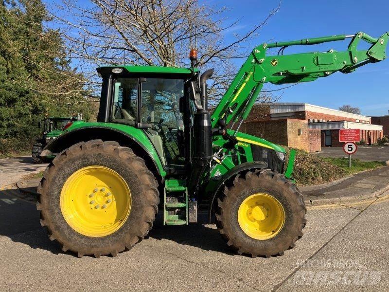 John Deere 6110M Traktorer