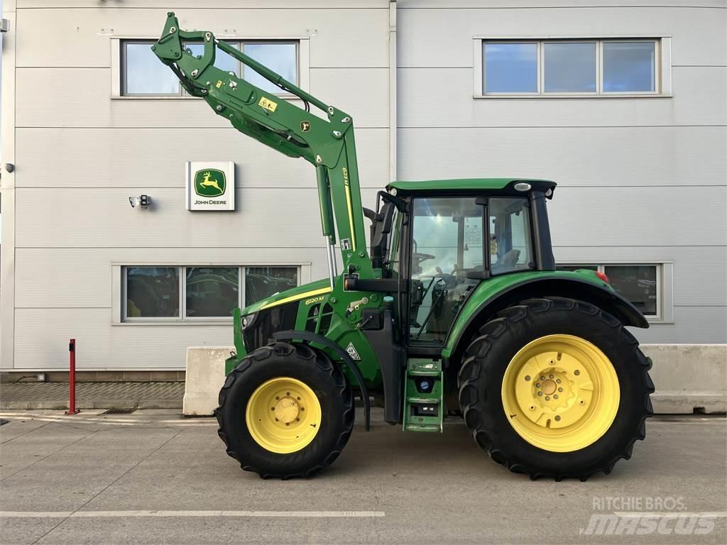 John Deere 6120M Traktorer