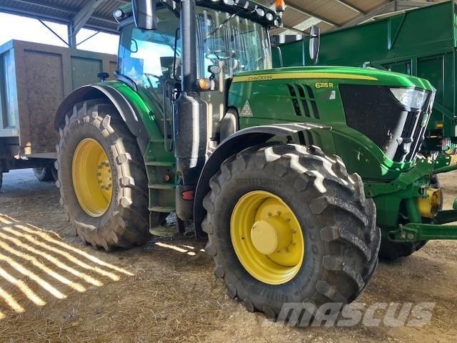 John Deere 6215R Traktorer