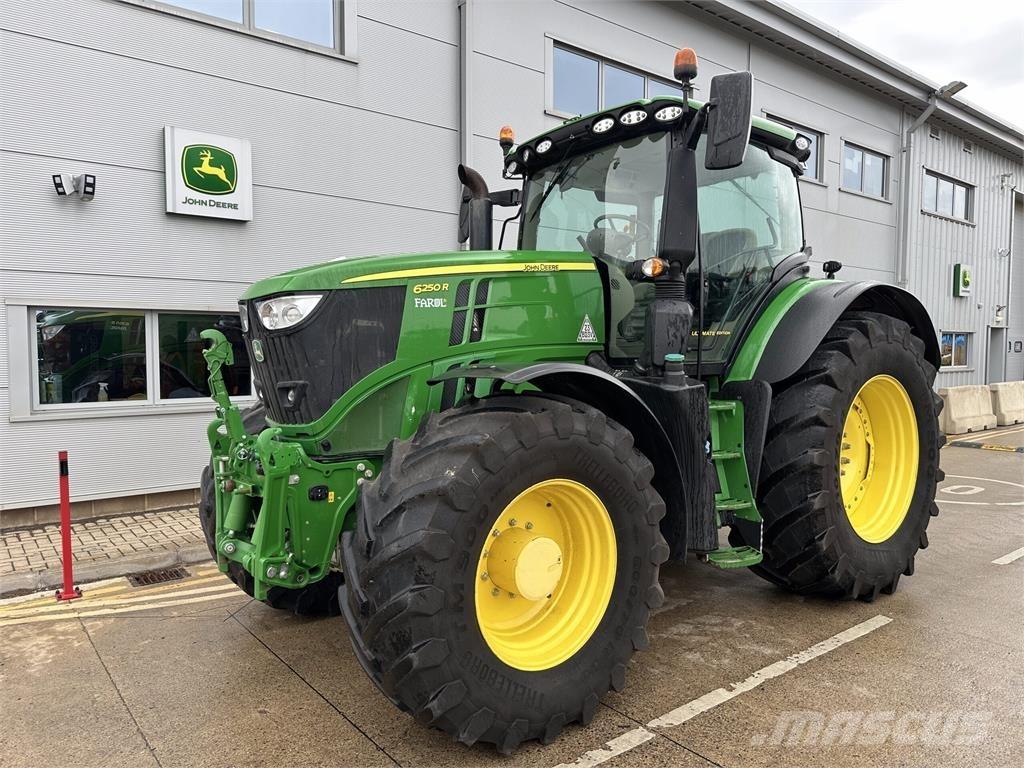 John Deere 6250R Traktorer