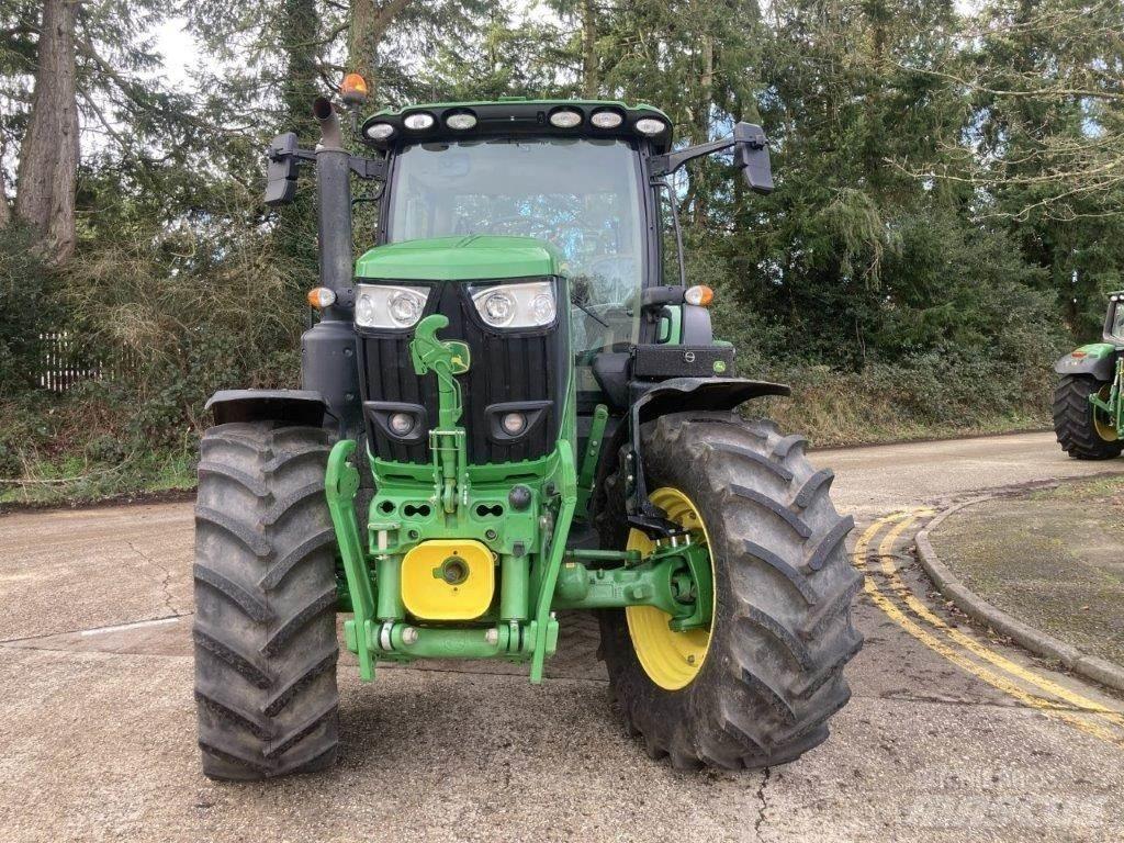 John Deere 6R 215 Traktorer