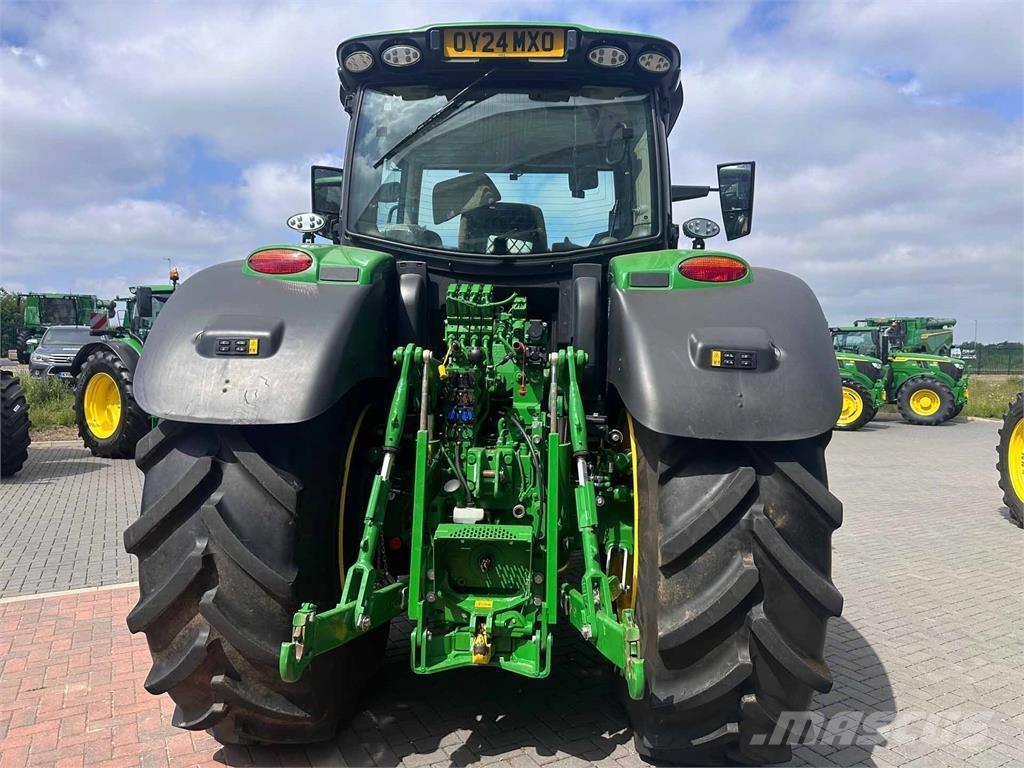 John Deere 6R 215 Traktorer