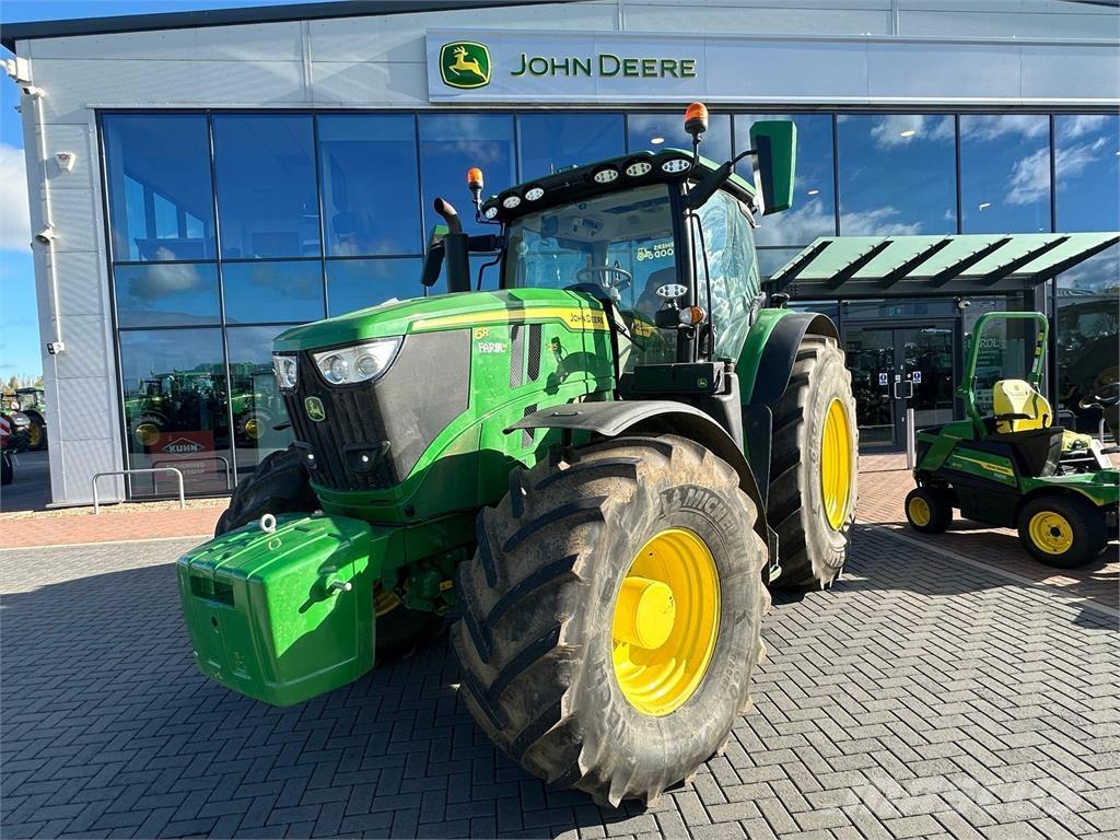 John Deere 6R 215 Traktorer
