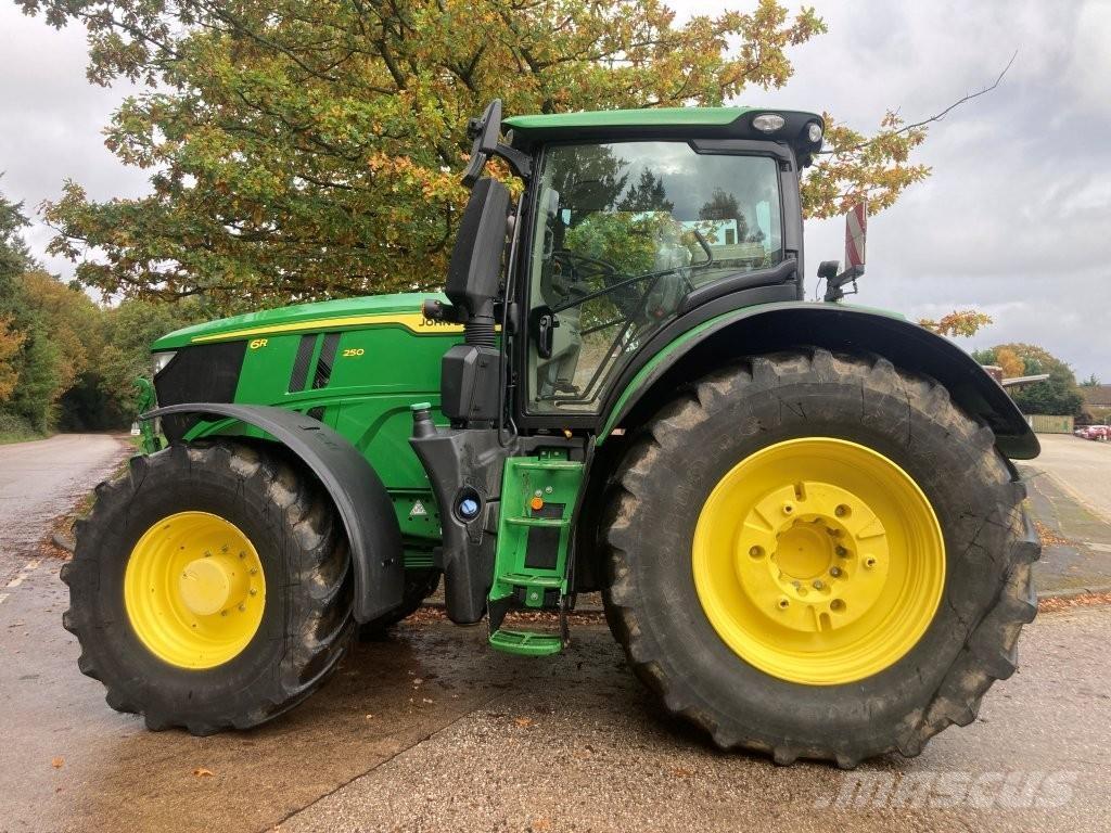 John Deere 6R 250 Traktorer