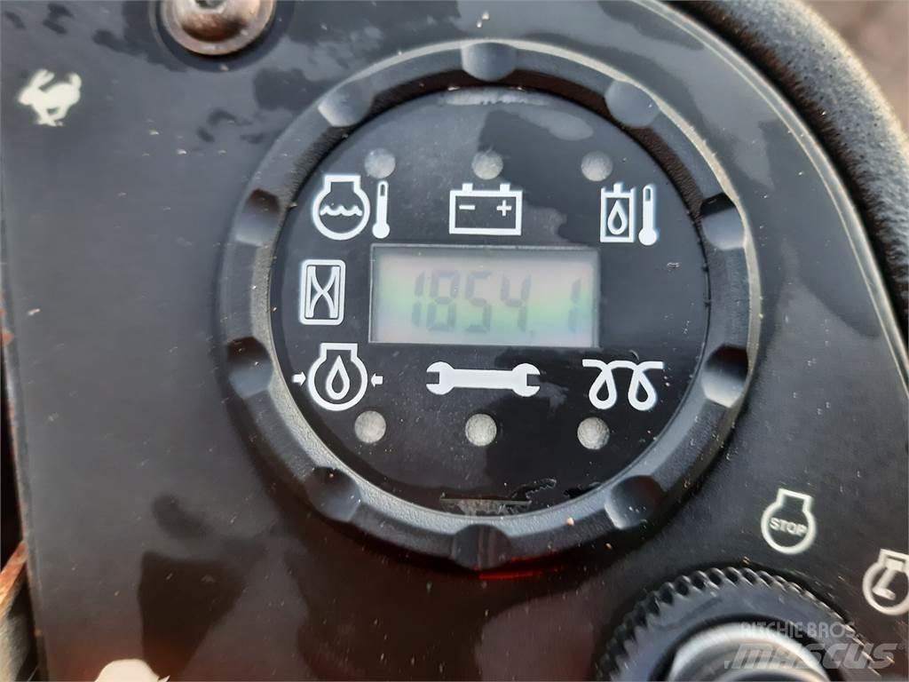 John Deere 7200 Gå-bak gressklippere