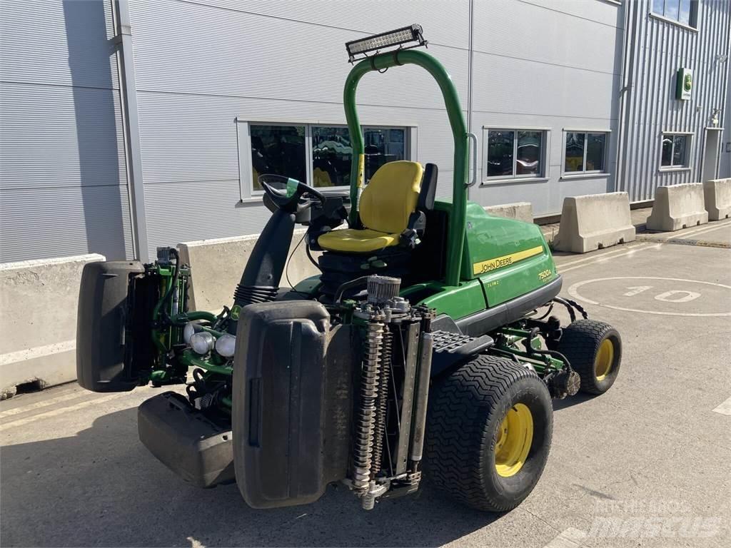 John Deere 7500AE Gå-bak gressklippere