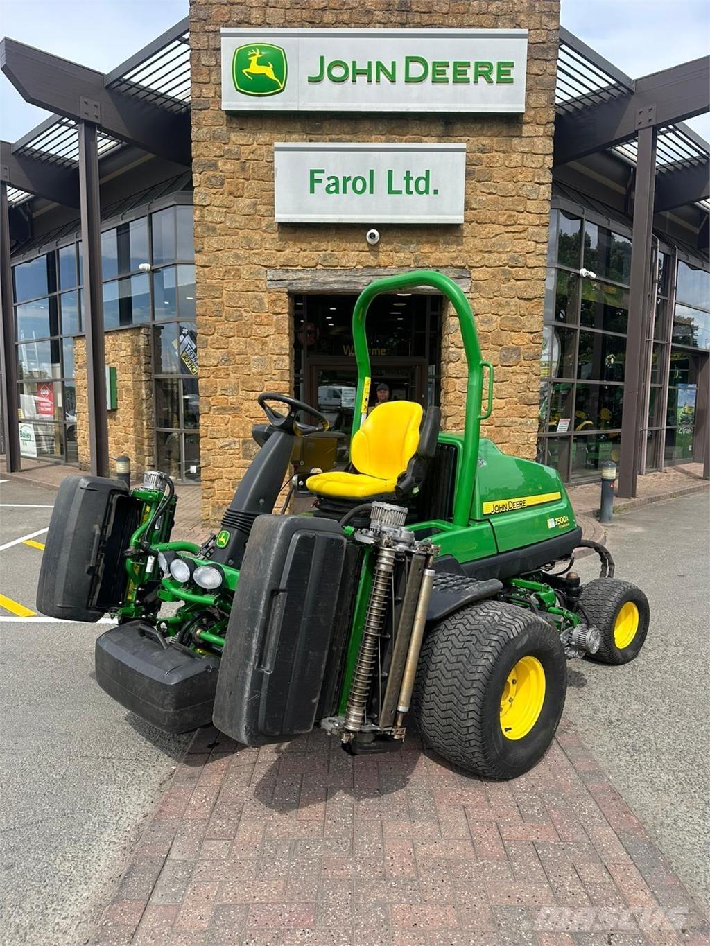 John Deere 7500AE Gå-bak gressklippere