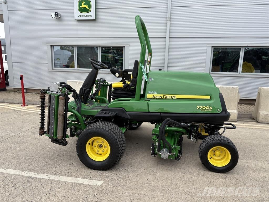 John Deere 7700A Gå-bak gressklippere