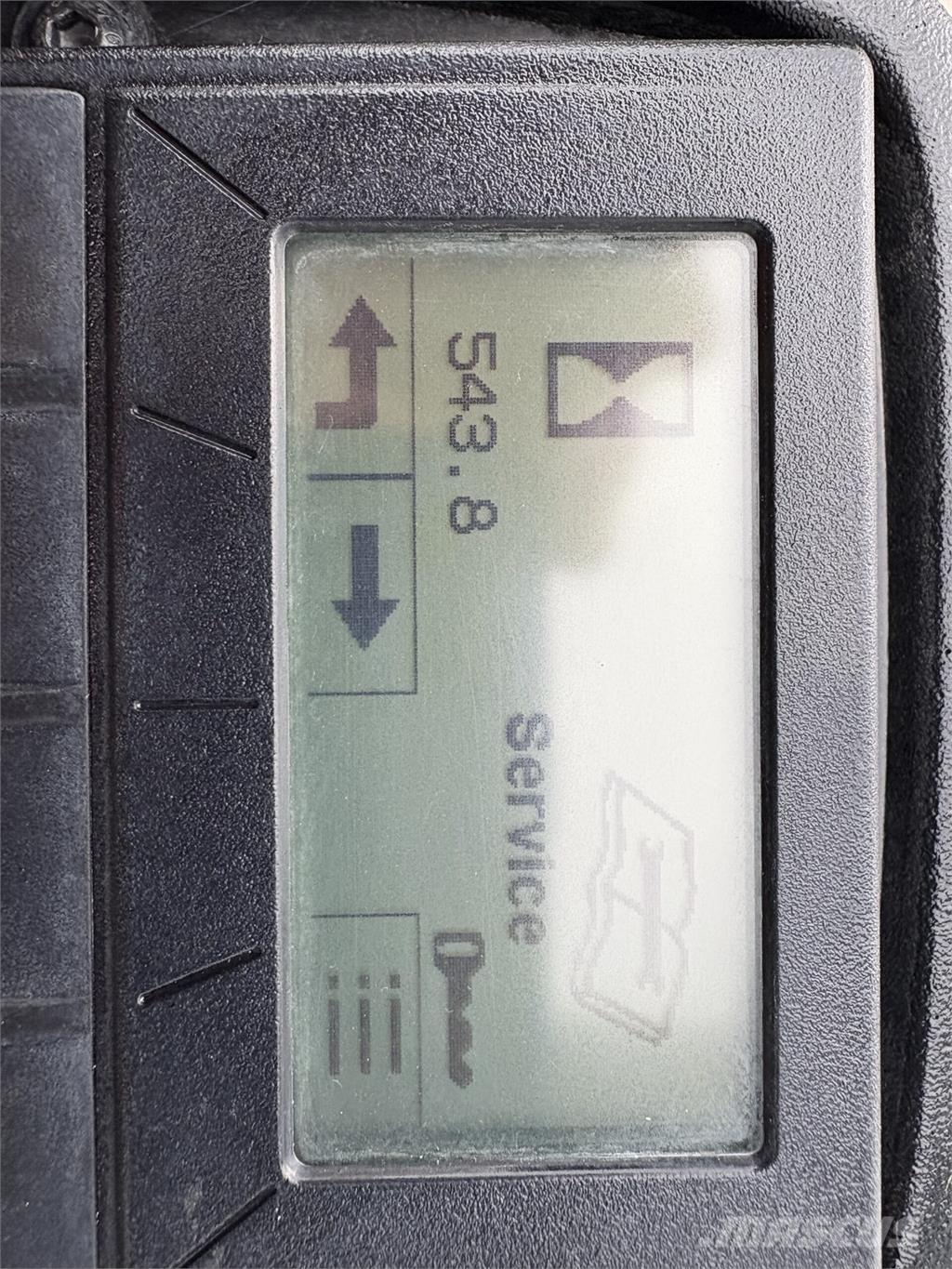 John Deere 7700A Gå-bak gressklippere