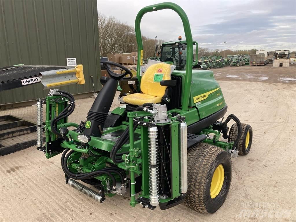 John Deere 7700A Gå-bak gressklippere