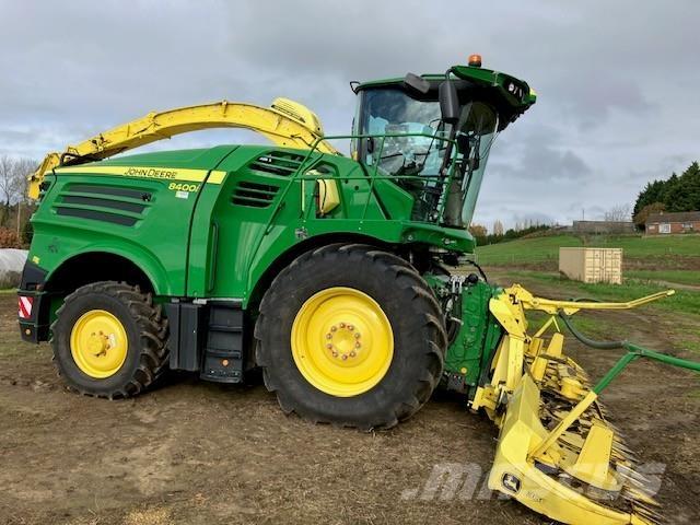 John Deere 8400i Selvdrevne fôrhøstere