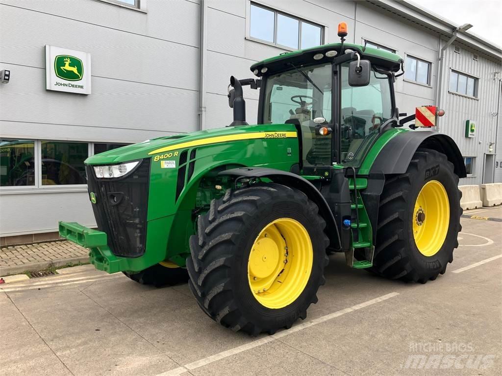 John Deere 8400R Traktorer