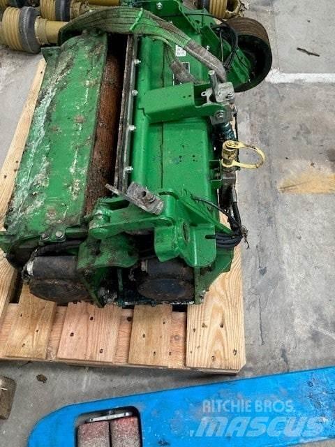 John Deere 8500i Selvdrevne fôrhøstere