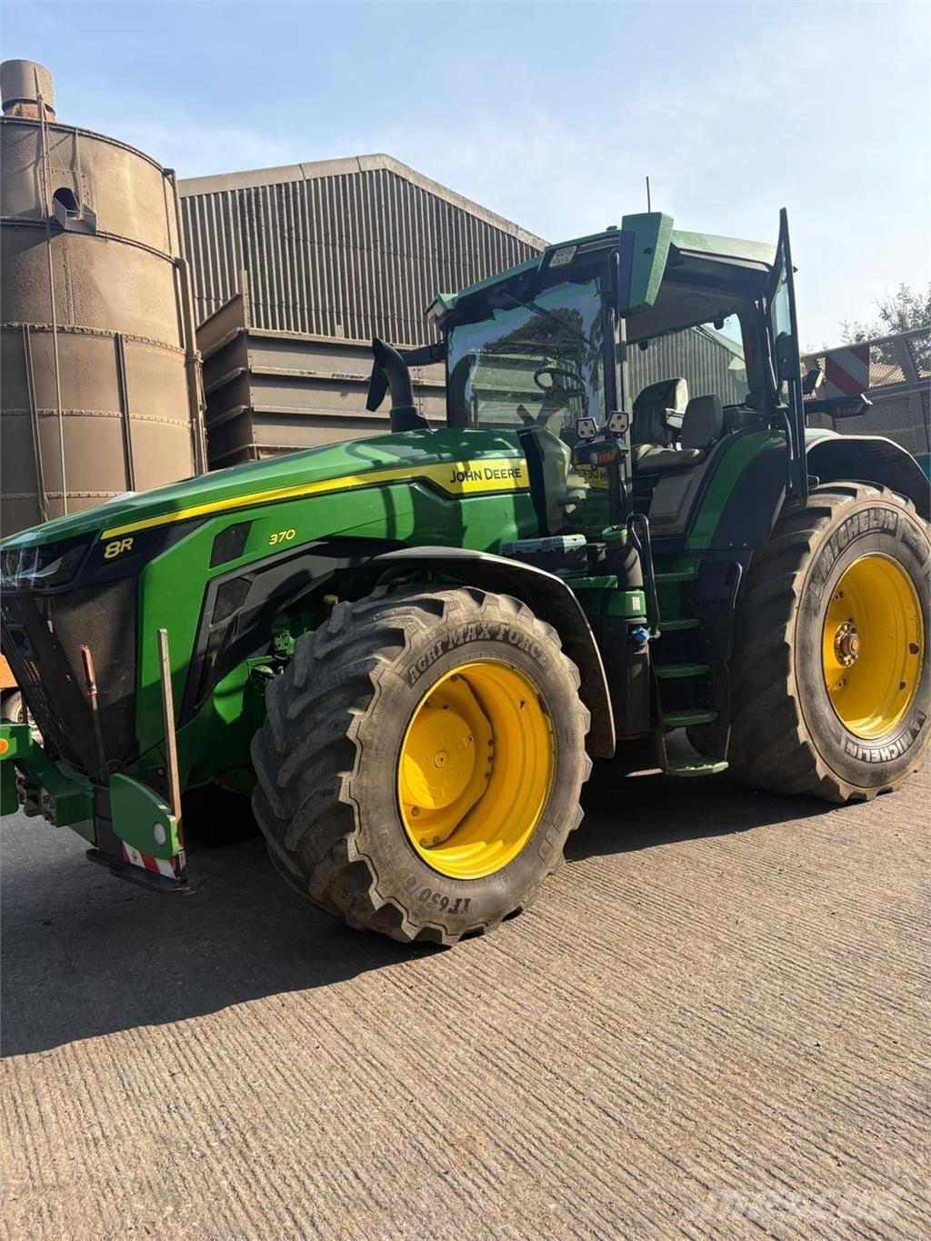 John Deere 8R 370 Traktorer