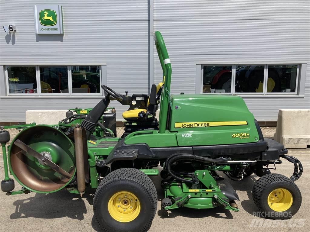 John Deere 9009A Gå-bak gressklippere