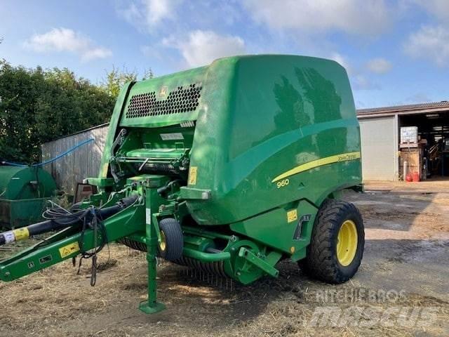 John Deere 960 Firkantpresser