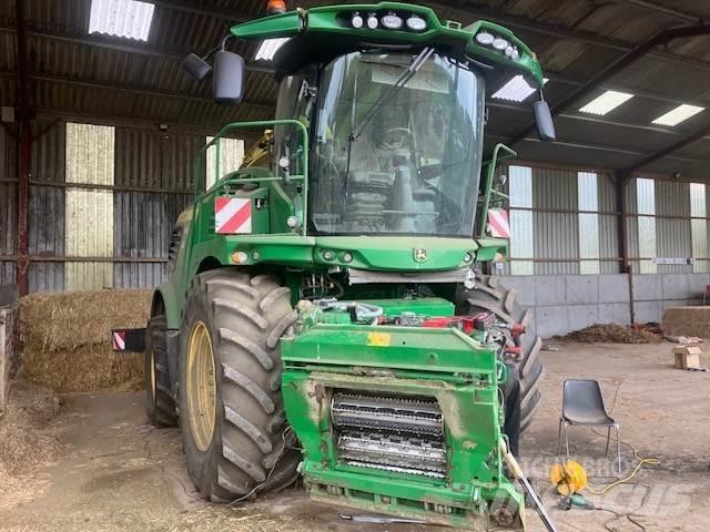 John Deere 9900 Selvdrevne fôrhøstere