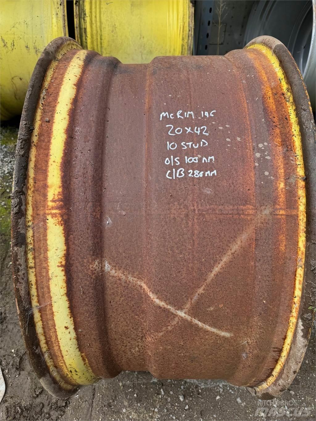John Deere Example Dekk, hjul og felger