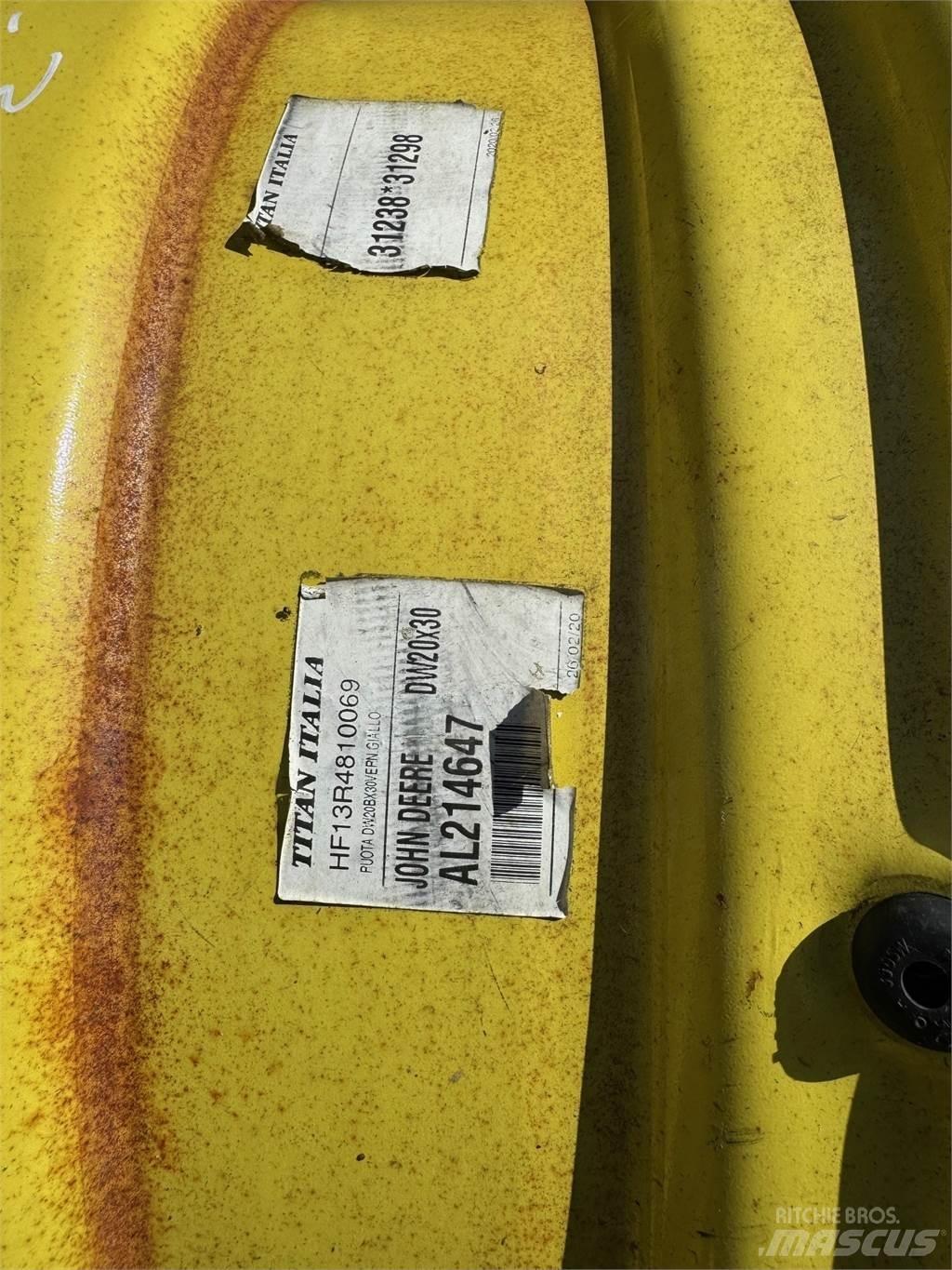 John Deere Example Dekk, hjul og felger