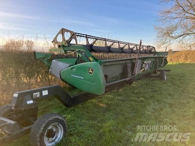 John Deere S685 TM Skurtreskere