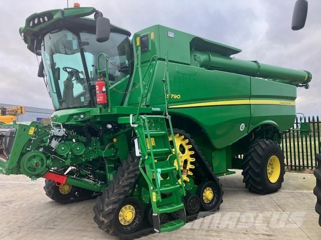 John Deere S790 Skurtreskere