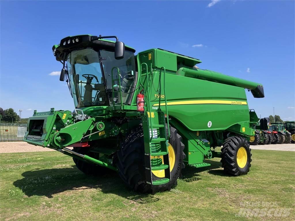 John Deere T550I Skurtreskere