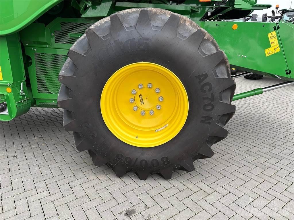 John Deere T550I Skurtreskere